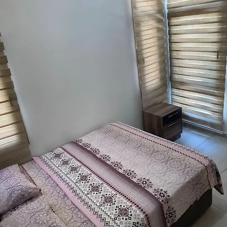Girne/zeytinlik 2+1 Muhteşem Teraslı Daire Girne